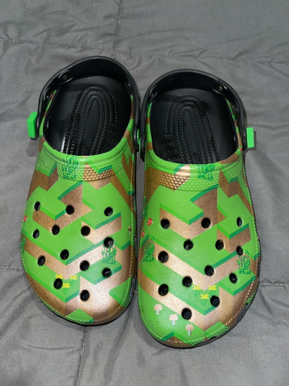 Minecraft Pixel Camo Crocs W9/M7 • Gaming Clogs • Digital Camo Slip‑Ons